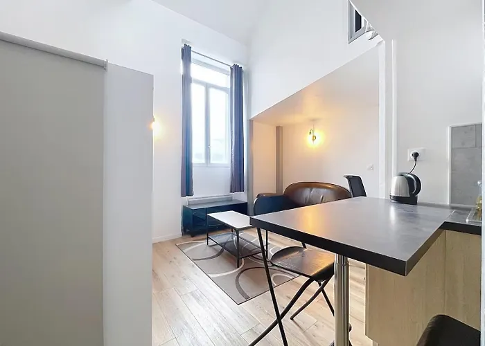 La Capsule Colocation Partage A Deux Personnes Maximum Ρουέν